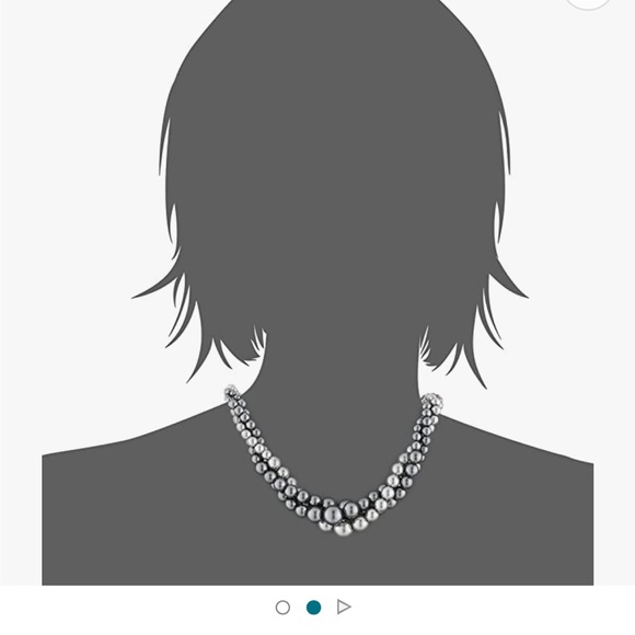 Grey and silver faux pearl collar necklace - Picture 2 of 6